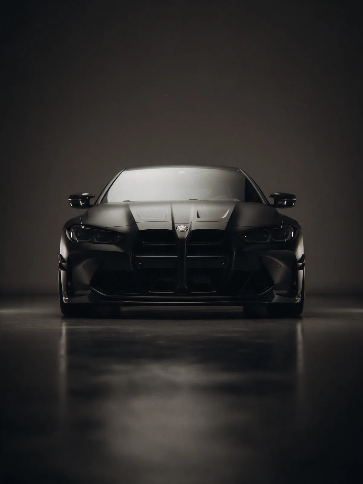 BMW M4 CSL con vinil negro mate